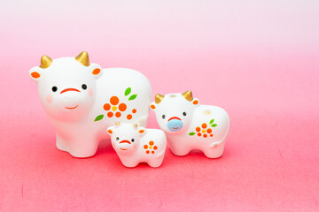 2021年干支の牛（丑、うし）年賀状素材