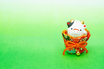 2021年干支の牛（丑、うし）年賀状素材