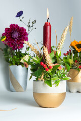 Betonvase Herbst Herbstblumen Strohblumen Kornblumen Basteln Hacks Beton
Deko Weihnachten Betonvasen-Basteln Formen Goldfarbe 
Beton Blumen Garten Blumenvase DIY 
Basteln mit Beton Vasen aus Beton 