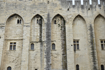 Murs du palais des Papes d'Avignon, France