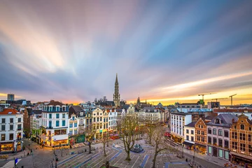 Fotobehang Brussels, Belgium plaza and skyline with the Town Hall © SeanPavonePhoto
