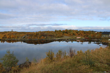 Fototapeta premium A colorful photo of the Norwegian landscape in autumn on Vesteralen islands