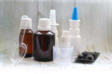 dark-colored medical bottles for storing tablets, capsules, powders, syrup