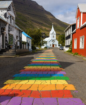 Die Kirche von Sey&eth;isfjar&eth;arkirkja