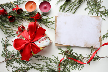 postcard layout. christmas gift box with christmas decorations