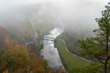 Fototapeta premium Das Donautal im Herbst