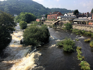 Fototapeta na wymiar A view of the River Dee at Llangollen in North Wales