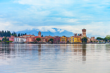 Obraz premium Scaligero Castle aerial view, Sirmione