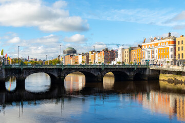 Obraz premium Bridge in Dublin