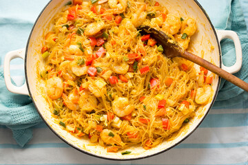 Singapore noodles with prawns, spring onions, red pepper