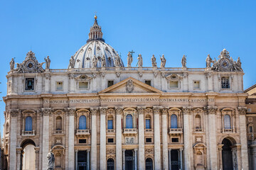 Fototapeta premium St. Peter's Basilica (Consecrated 1626). Papal Basilica of St. Peter in Vatican - the world's largest church, is the center of Christianity. Vatican