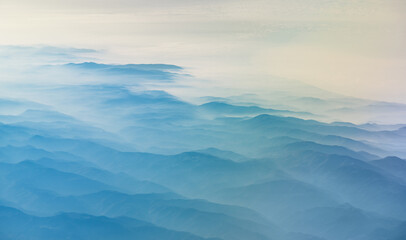 Fototapeta na wymiar Mountains in fog