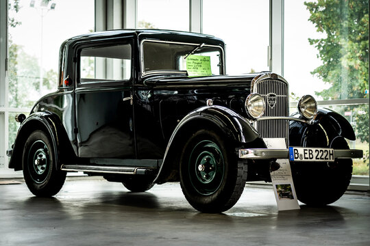 PAAREN IM GLIEN, GERMANY - OCTOBER 03, 2020: Vintage car Peugeot 201 BC, 1933. Die Oldtimer Show 2020.