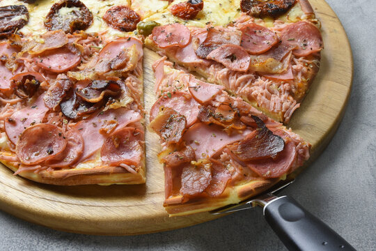 Pizza 4 carnes