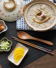 한국의 전통음식 인삼 닭죽