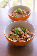 vegetarian noodle with steamed tofu and mushroom