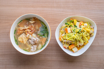 Omelet fried egg minced pork soup and stir fried chinese chive with fofu
