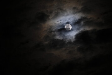 Obraz na płótnie Canvas pleine lune