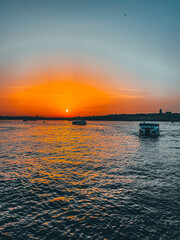 Naklejka premium sunset over the sea