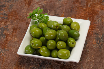 Green Campo Real olives in the bowl