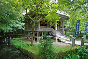 岩手県　平泉・中尊寺　弁財天堂