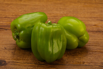 Green sweet bell pepper heap