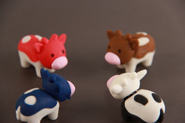 Troupeau de vaches en jouet