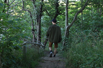 Obraz premium walking in the woods