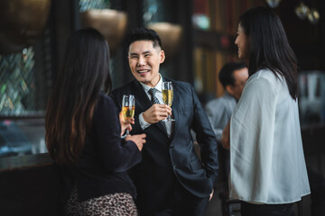 Business people relax from work in bar, Taking a break from business with beer and wine