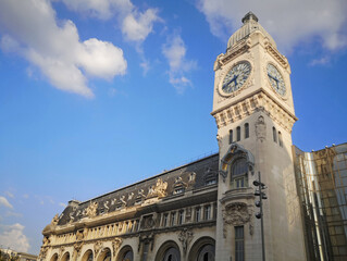 Fototapeta na wymiar Gare de Lyon à Paris