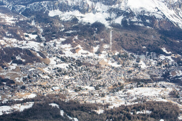 Fototapeta na wymiar Cortina d'Ampezzo winter town view