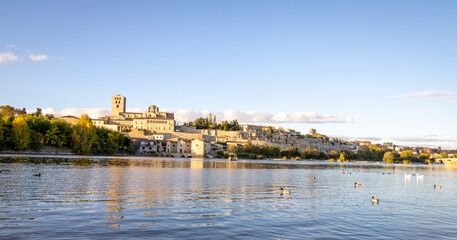 Fototapeta premium view of the medieval city of Zamora, Spain - Douro River.