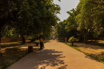 Entrance path to Humayun Tomb