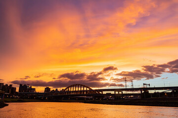 Fototapeta na wymiar Sunset view of the beautiful First MacArthur Bridge
