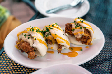 Friend chicken bao bun