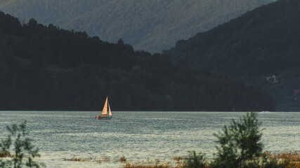 Jezioro Żywieckie © spacer.z.aparatem 