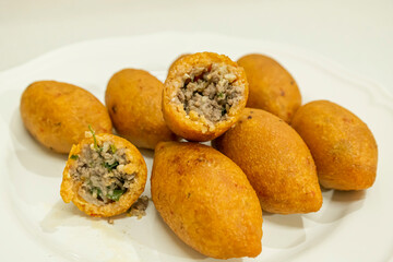 Turkish traditional fast food is içli köfte