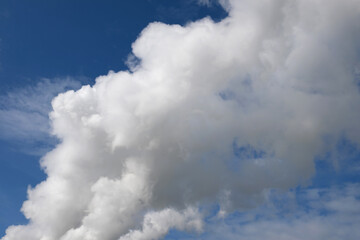 White cloud of steam of a power plant - Stockphoto