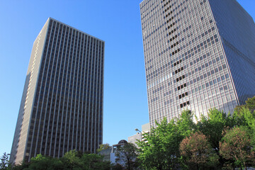 大阪駅前のビル