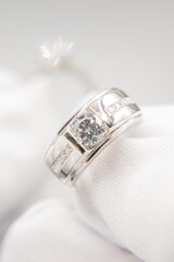 The diamond silver ring for wedding 