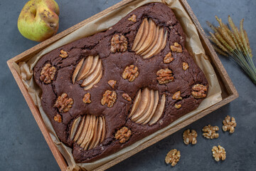 chocolate brownie with pears and walnuts