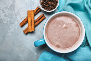 Obraz na płótnie Canvas Cup of tasty cocoa drink on table
