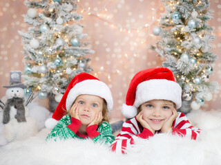 children in santa hats