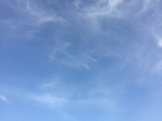 Obraz premium Blue sky and white clouds
