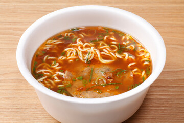 インスタントラーメン