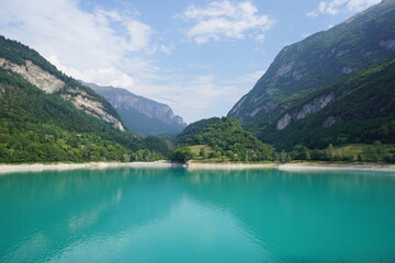 Tenno lake and mountains