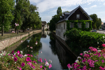 Fototapeta na wymiar Channel view, Strasbourg, France