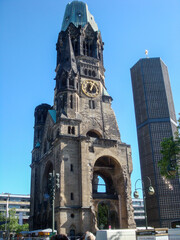 Fototapeta na wymiar Kaiser Wilhelm Memorial Church Berlin