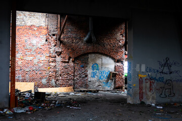 Fototapeta na wymiar Interiors of abandoned industrial halls in Żyrardów.