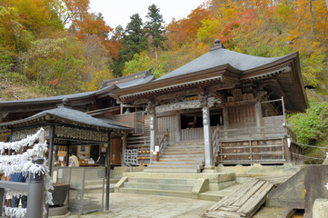 秋の山寺